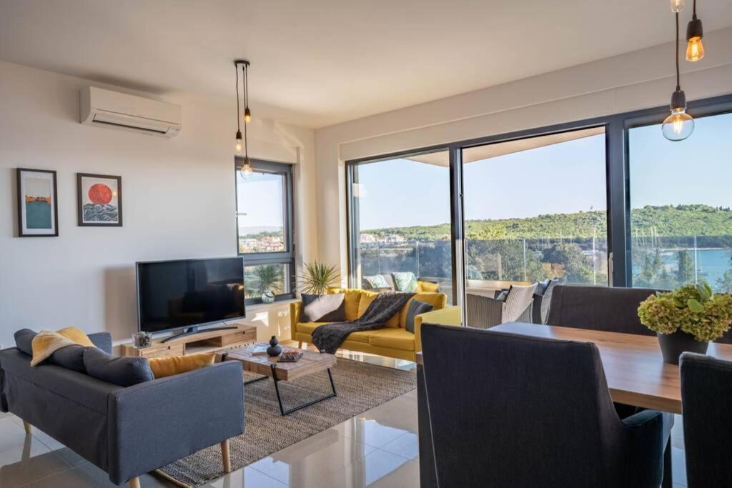 Apartment Emarin Banjole Exterior photo