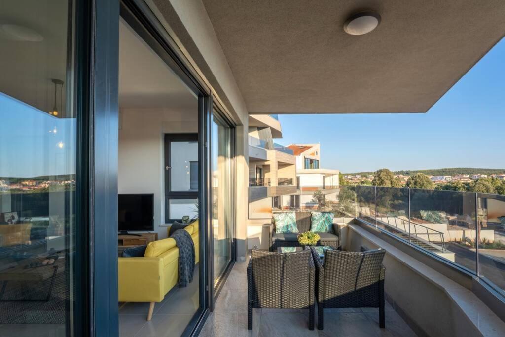 Apartment Emarin Banjole Exterior photo